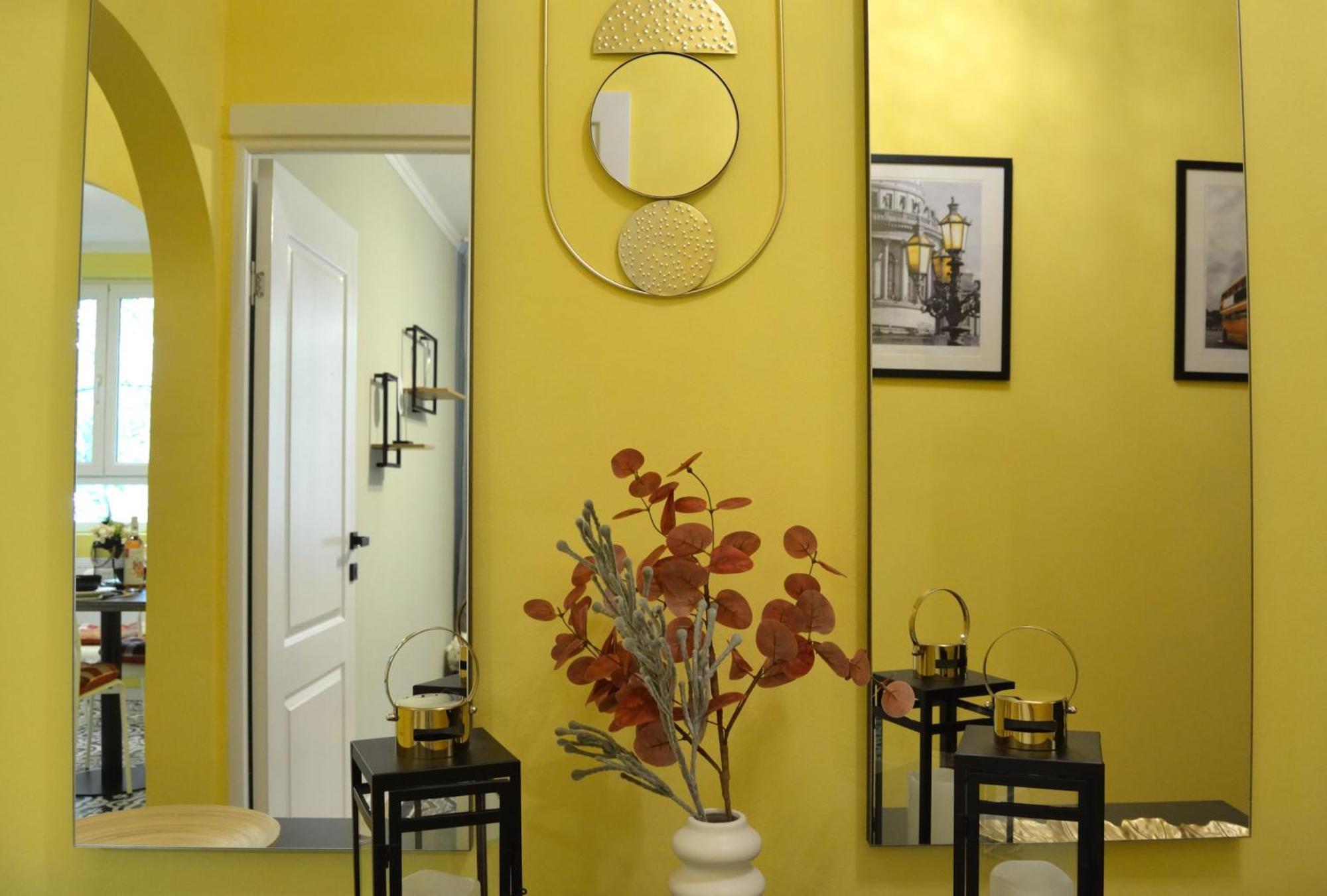 Cozy 2 Rooms Apartment Drumul Taberei Bucharest Exterior photo
